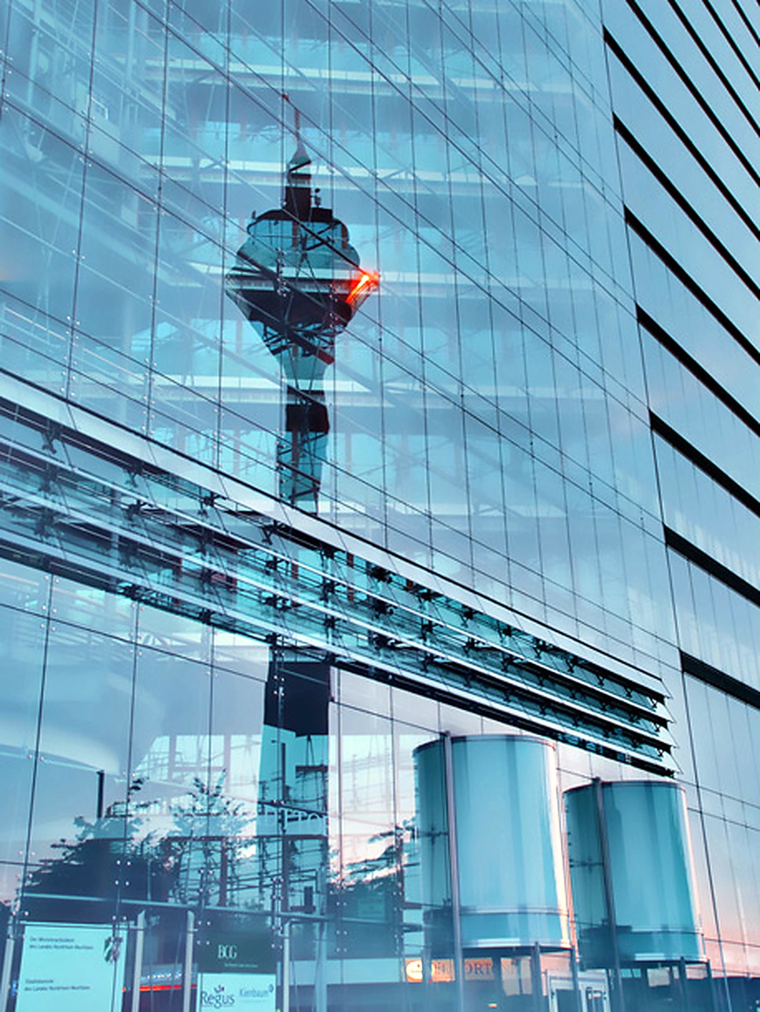 Stadttor Düsseldorf